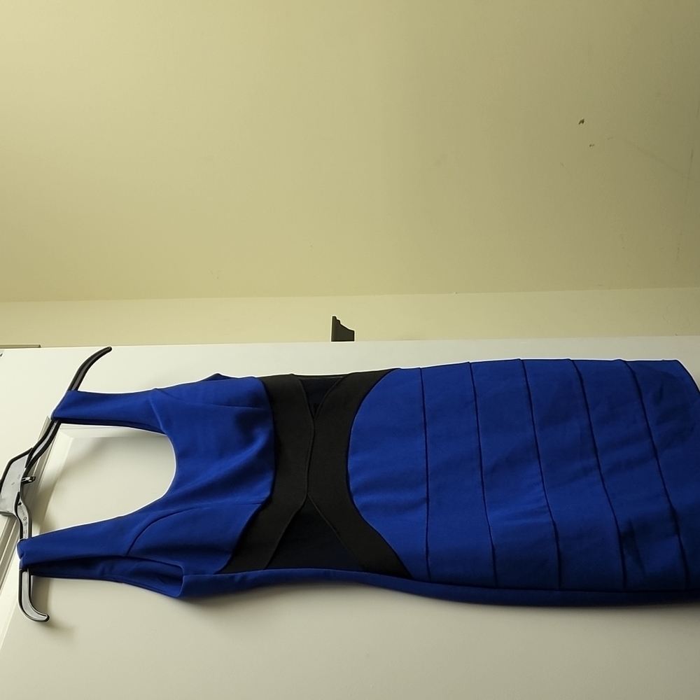 Short dress body con ; royal blue with sheer subtle lace cutout
